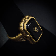 Load image into Gallery viewer, Antiqued 14K Gold Onyx Mourning Ring