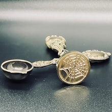 Load image into Gallery viewer, Spiderweb Wax Seal Stamp Set